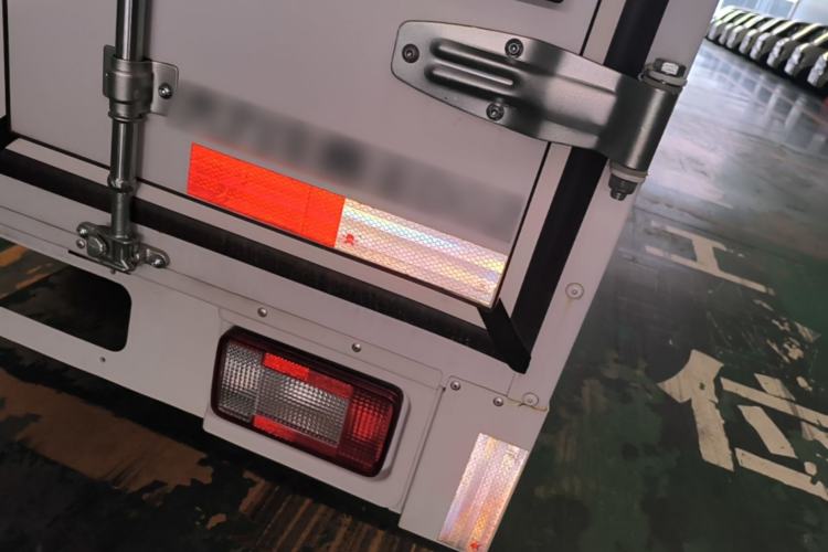 Used Neomor D02 2023 120km Van Comfort Version Right Rear Taillight