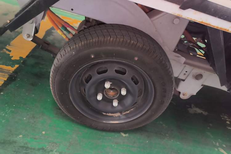 Used Neomor D02 2023 120km Van Comfort Version Right Rear Wheel Hub