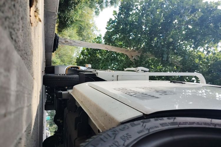 Used Neomor D02 2023 120km Flatbed Comfort Version Right Side Sill