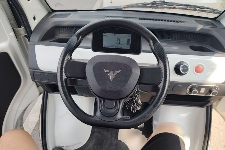 Used Neomor D02 2023 120km Flatbed Comfort Version Steering Wheel