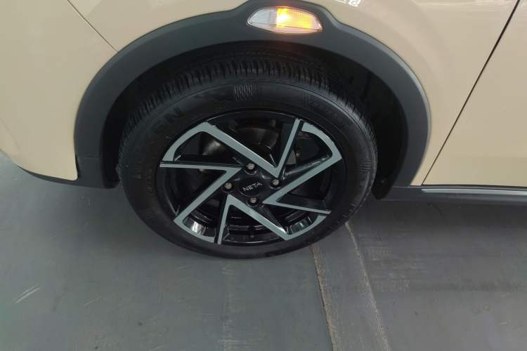 Used NETA AYA 2023 401 Left Front Wheel Hub