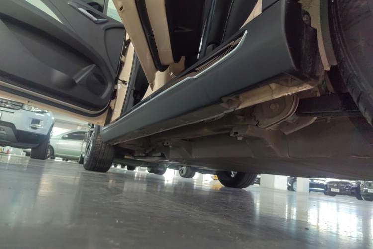Used NETA AYA 2023 401 Left Side Sill