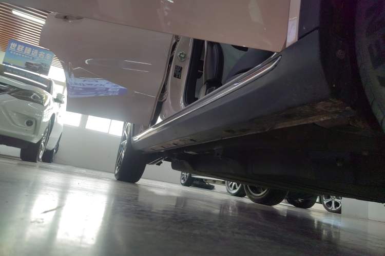 Used NETA AYA 2023 401 Right Side Sill