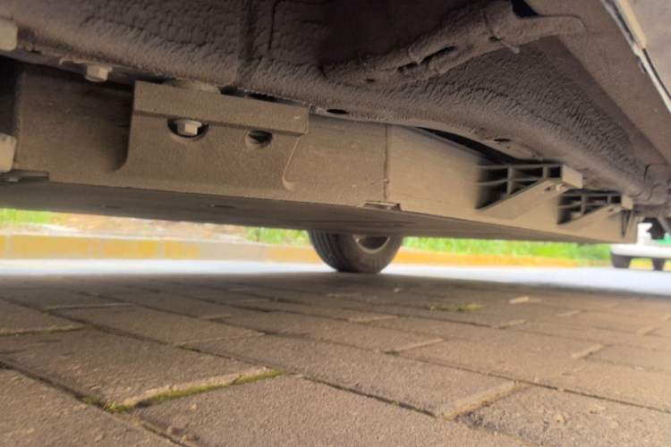 Used NETA AYA 2023 318 Lite Chassis Front Left