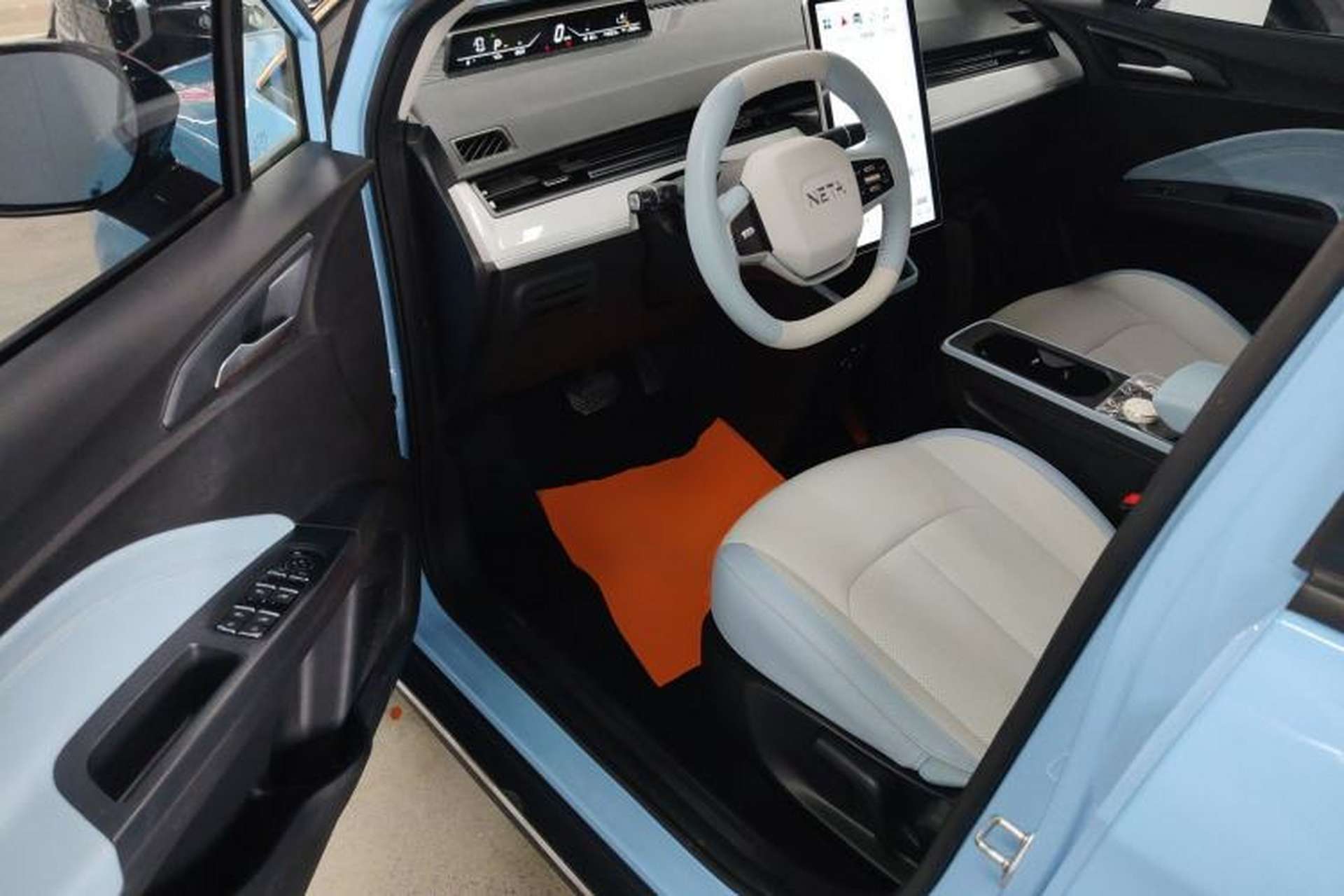 Used NETA AYA 2023 401 Lite Driver Seat