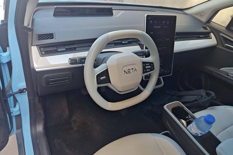 Used NETA AYA 2023 401 Lite Interior 2