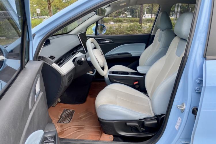 Used NETA AYA 2023 401 Lite Interior 3