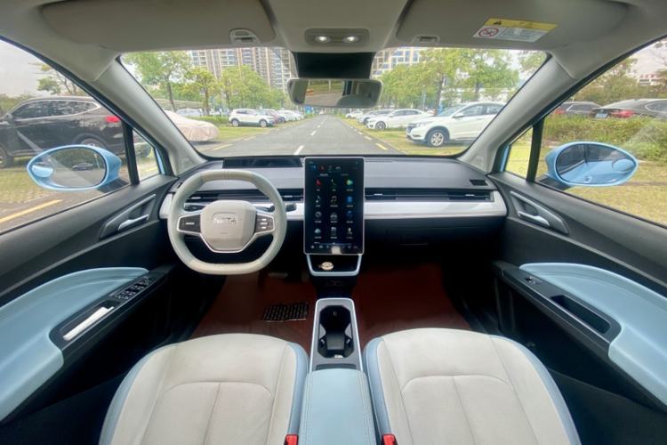 Used NETA AYA 2023 401 Lite Interior 5