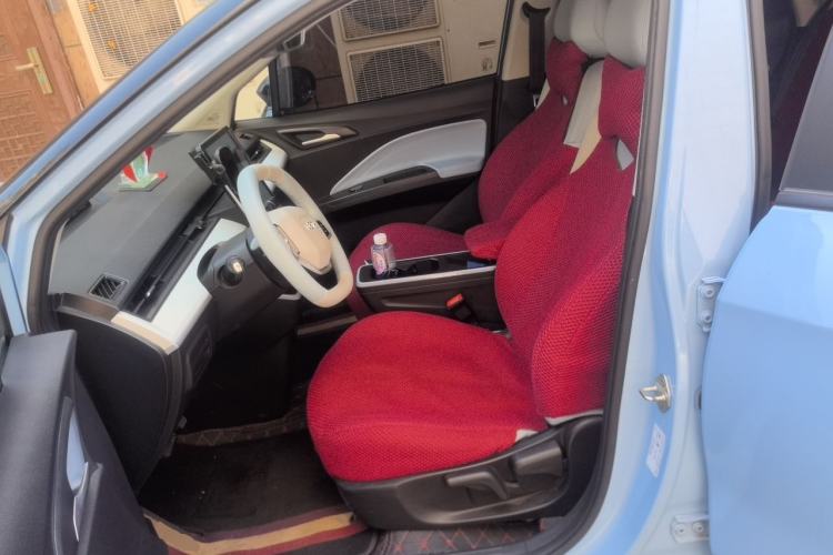 Used NETA AYA 2023 318 Lite Left Front Seat