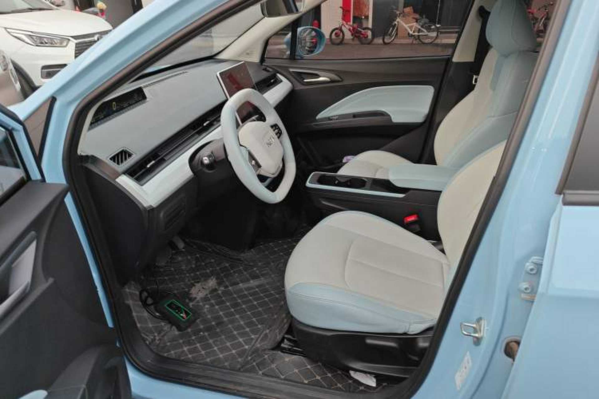 Used NETA AYA 2023 401 Lite Left Front Seat