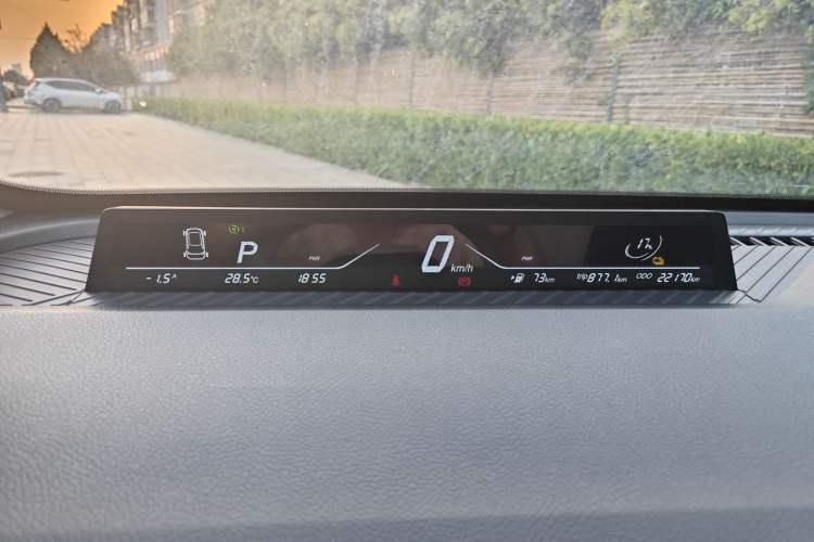 Used NETA AYA 2023 401 Lite Odometer Close Up