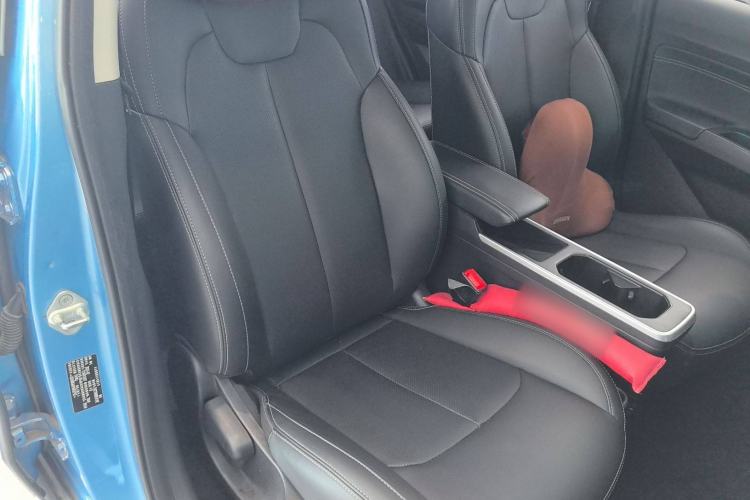 Used NETA AYA 2023 401 Right Front Seat