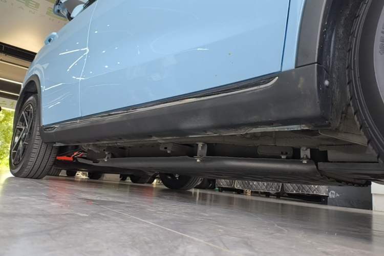 Used NETA AYA 2023 401 Lite Right Side Sill