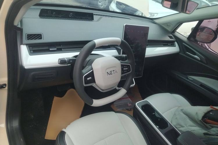 Used NETA AYA 2023 401 Center Console