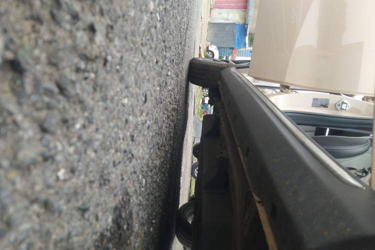 Used NETA AYA 2023 401 Right Side Sill