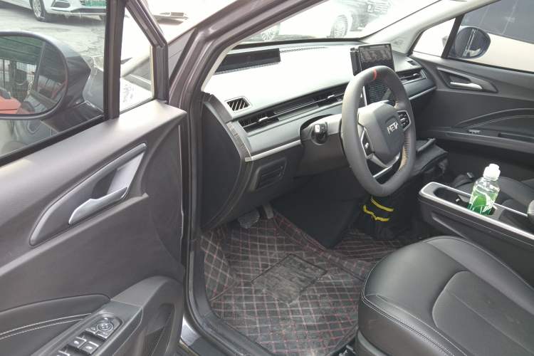 Used NETA AYA 2023 401 Lite Driver Seat