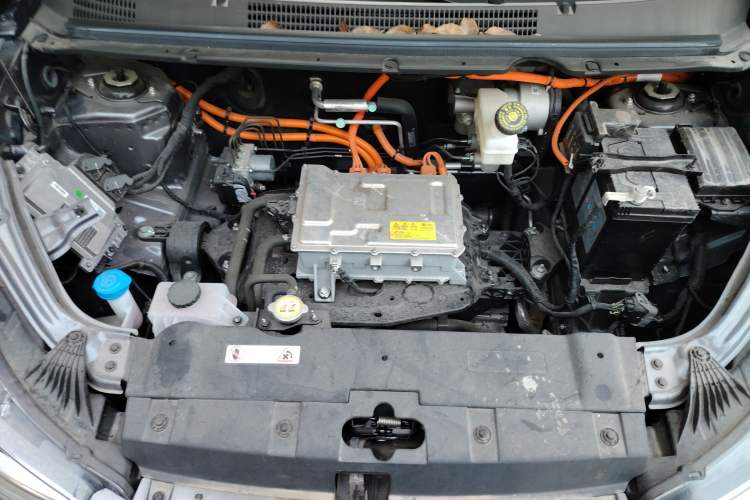 Used NETA AYA 2023 401 Engine Bay