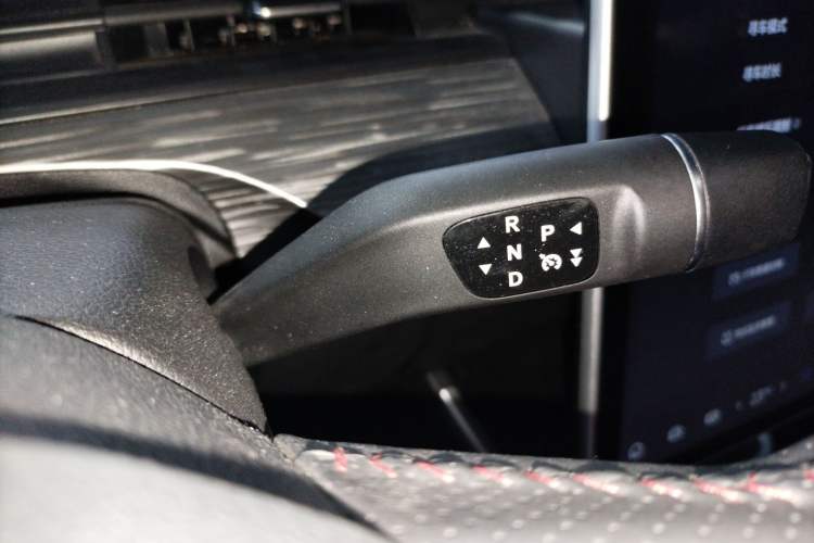 Used NETA AYA 2023 401 Gear Lever