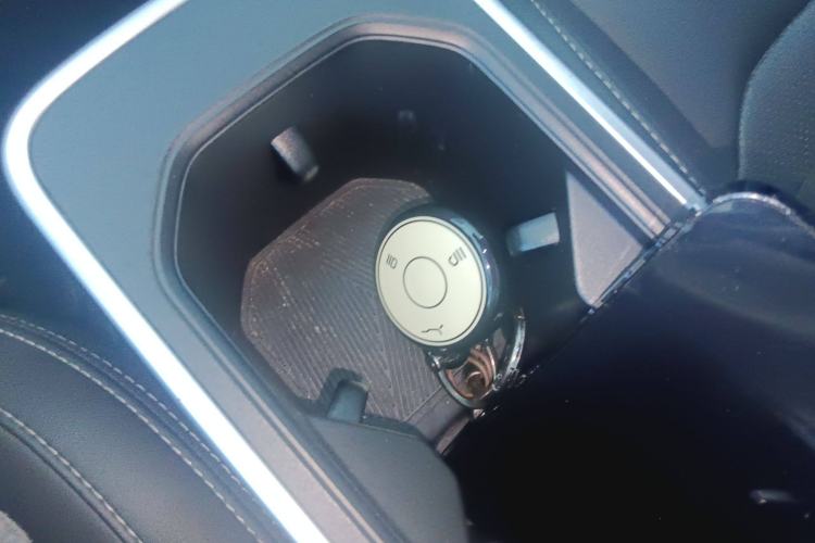 Used NETA AYA 2023 318 Lite Interior 1