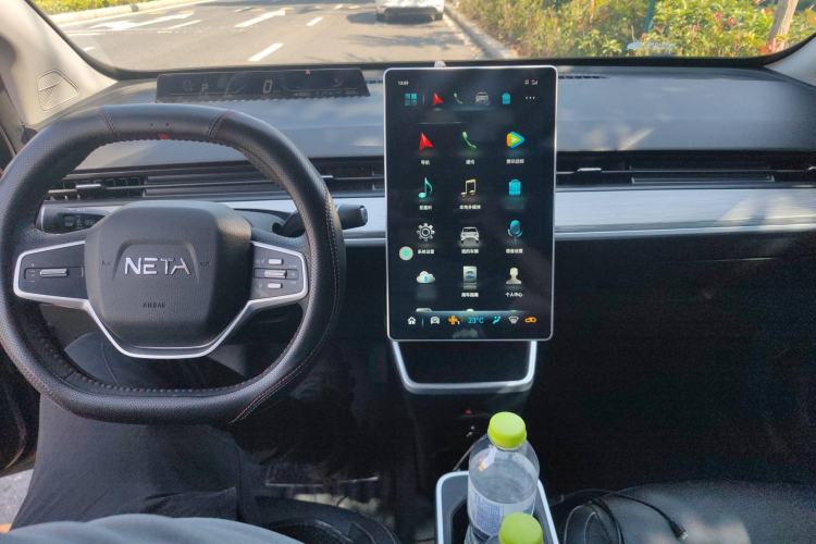Used NETA AYA 2023 Revised Version 401 Lite Interior 2