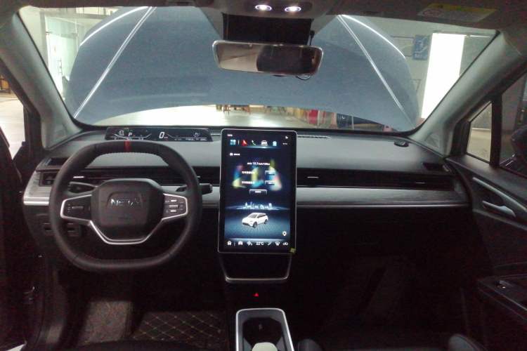 Used NETA AYA 2023 401 Lite Interior 2