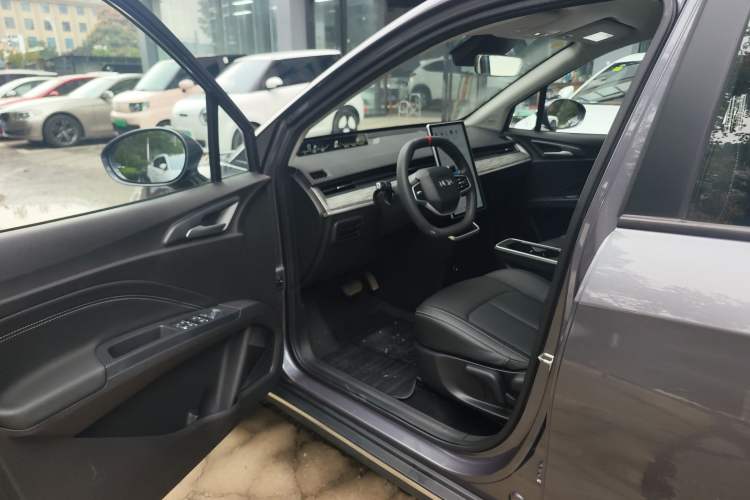 Used NETA AYA 2023 318 Lite Interior 2