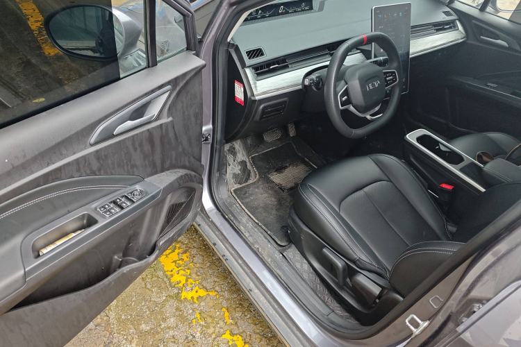 Used NETA AYA 2023 401 Lite Interior 2