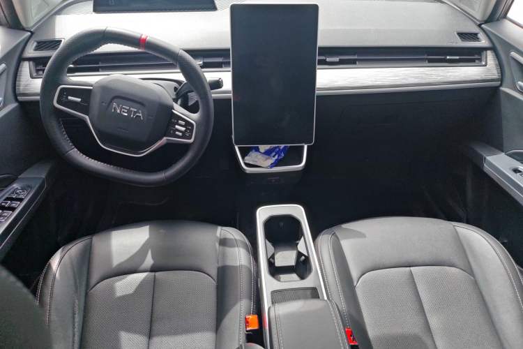 Used NETA AYA 2023 401 Lite Interior 3
