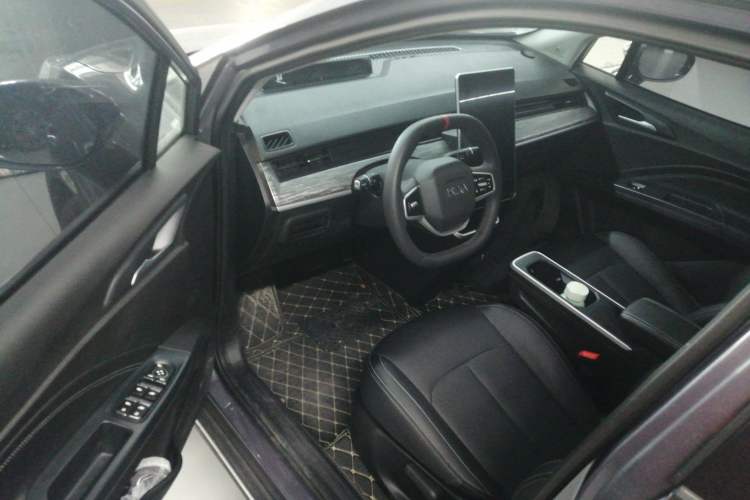 Used NETA AYA 2023 401 Lite Interior 3