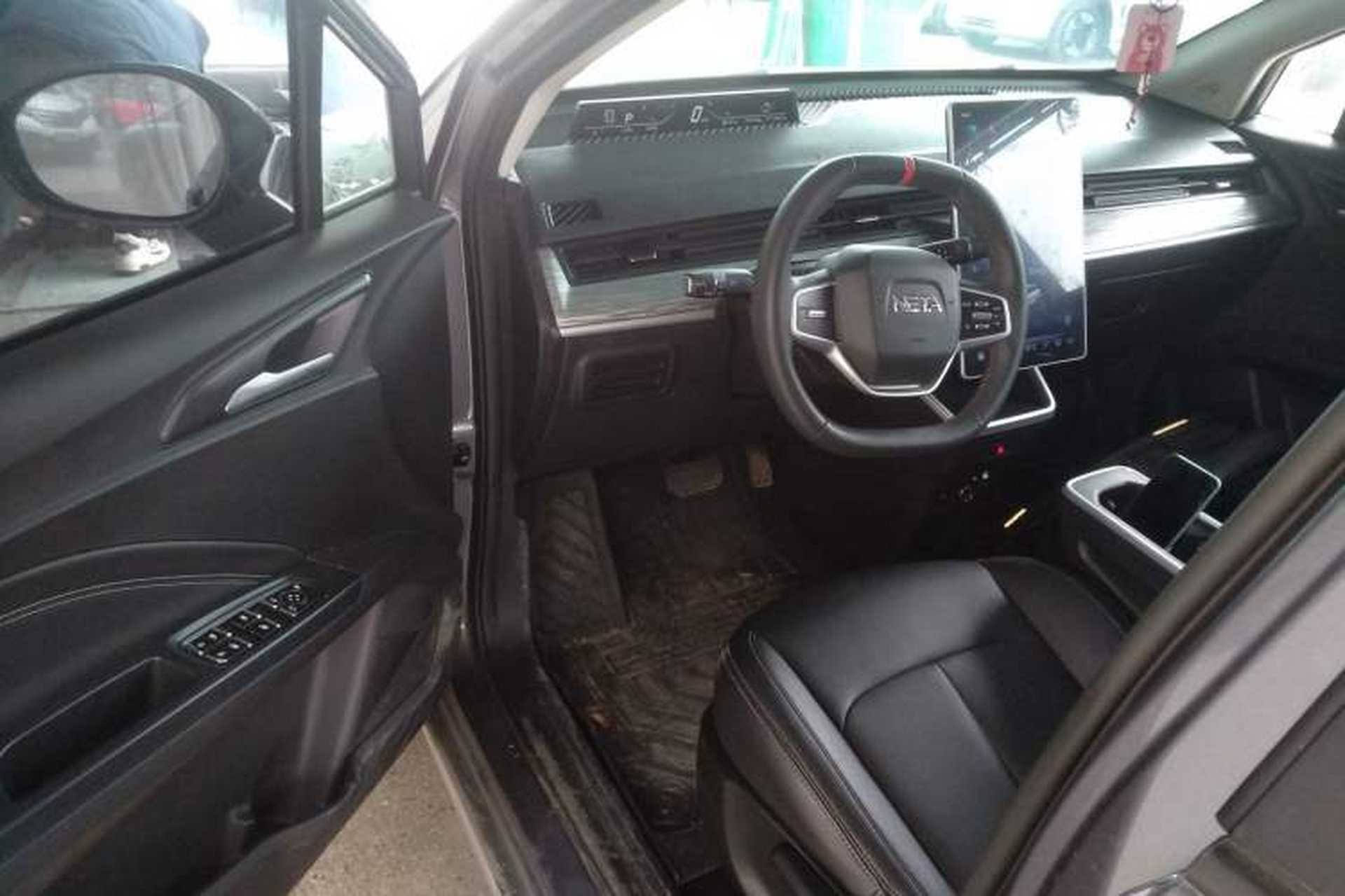 Used NETA AYA 2023 318 Lite Interior 3