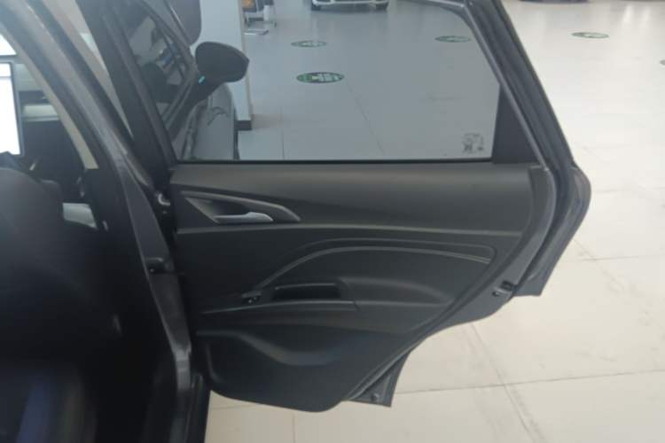 Used NETA AYA 2023 318 Lite Interior 6