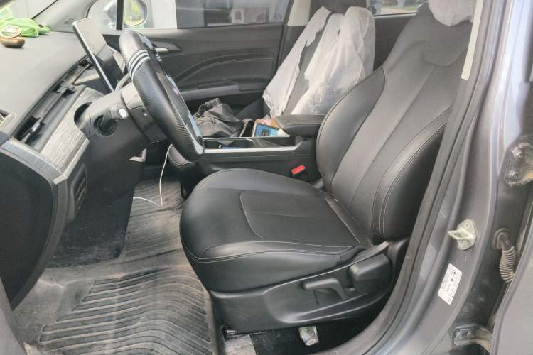 Used NETA AYA 2023 401 Lite Left Front Seat