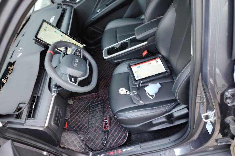 Used NETA AYA 2023 401 Left Front Seat