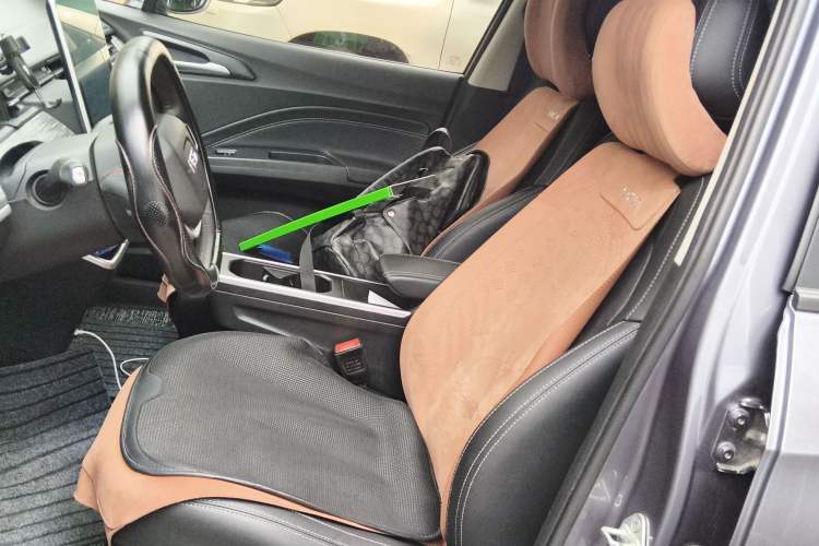Used NETA AYA 2023 401 Lite Left Front Seat