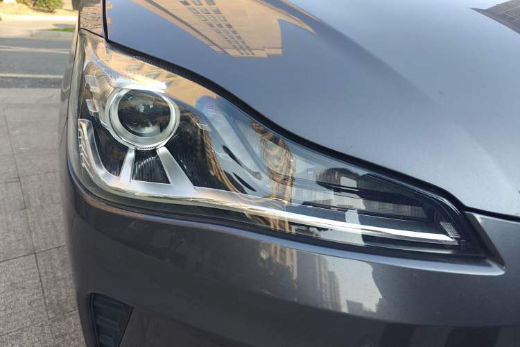 Used NETA AYA 2023 318 Lite Right Front Headlight