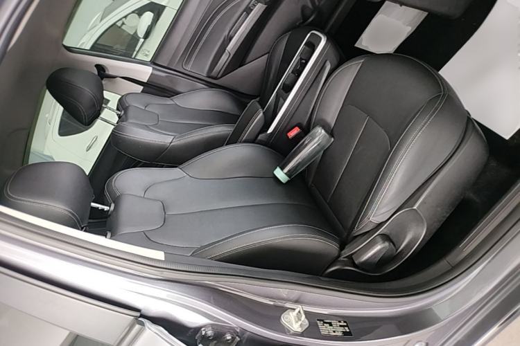 Used NETA AYA 2023 401 Lite Right Front Seat