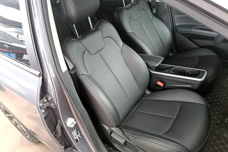 Used NETA AYA 2023 401 Lite Right Front Seat