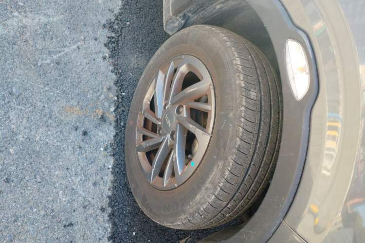 Used NETA AYA 2023 318 Lite Right Front Wheel Hub