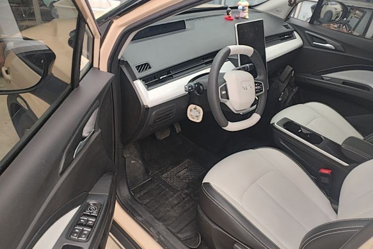 Used NETA AYA 2023 401 Lite Driver Seat