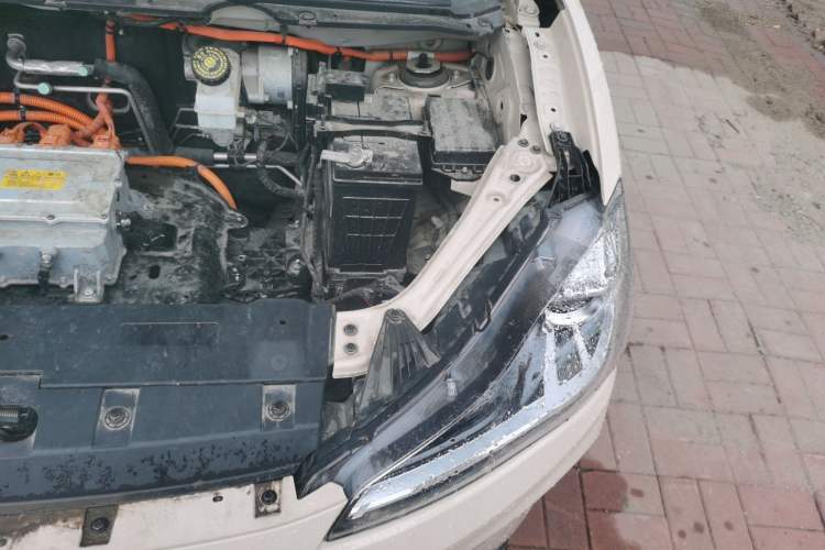 Used NETA AYA 2023 318 Lite Engine Bay Left