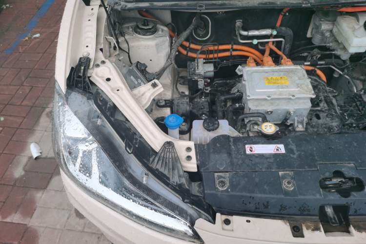 Used NETA AYA 2023 318 Lite Engine Bay Right