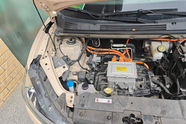 Used NETA AYA 2023 318 Lite Engine Bay Right