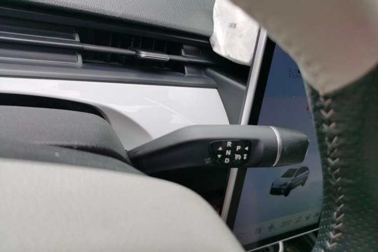 Used NETA AYA 2023 401 Lite Gear Lever