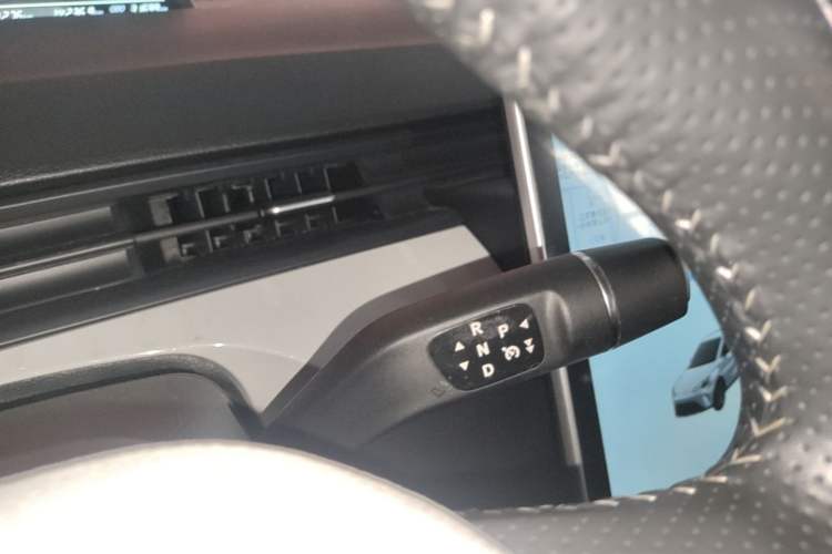 Used NETA AYA 2023 318 Lite Gear Lever