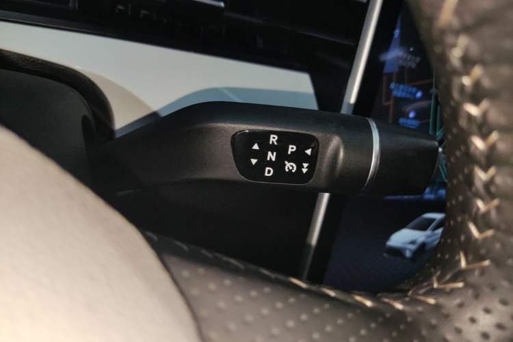Used NETA AYA 2023 401 Lite Gear Lever