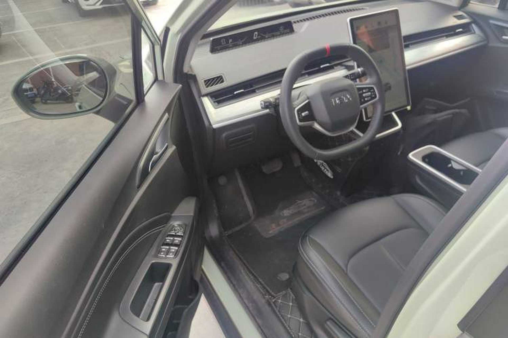 Used NETA AYA 2023 401 Lite Driver Seat