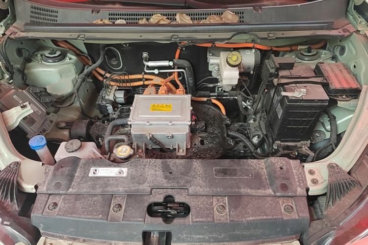 Used NETA AYA 2023 318 Engine Bay