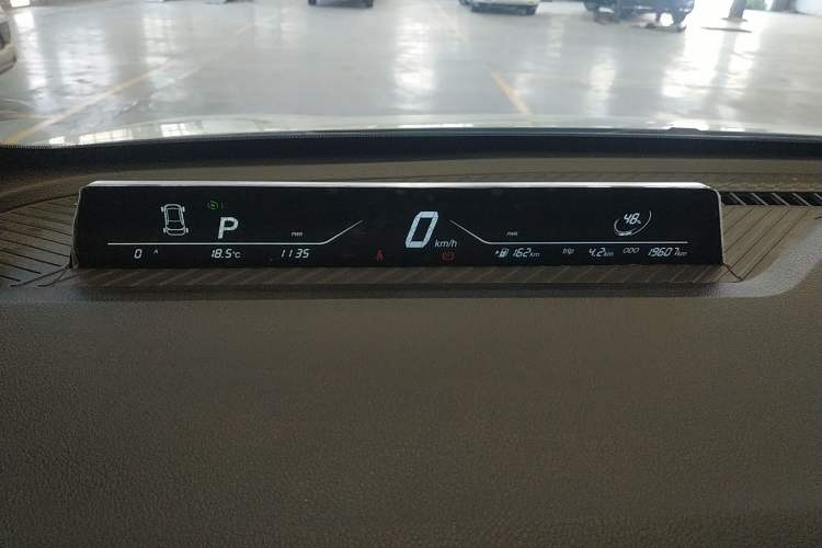 Used NETA AYA 2023 318 Lite Instrument Cluster