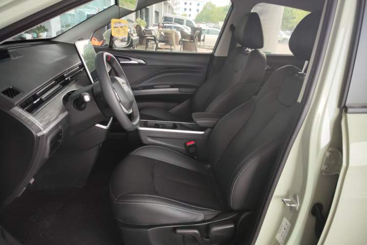 Used NETA AYA 2023 401 Lite Left Front Seat