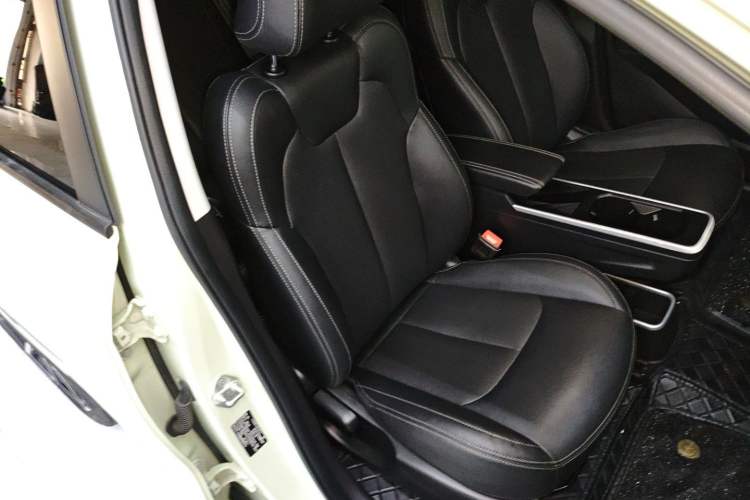 Used NETA AYA 2023 401 Right Front Seat